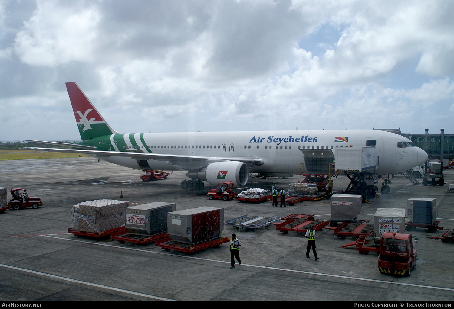 Aircraft Photo of S7-ASY | Boeing 767-3Q8/ER | Air Seychelles | AirHistory.net #229170