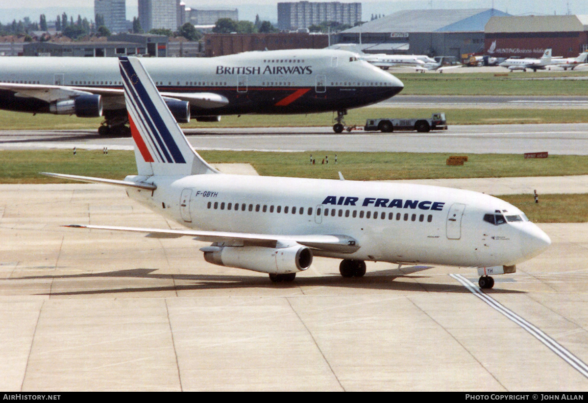 Aircraft Photo of F-GBYH | Boeing 737-228/Adv | Air France | AirHistory.net #229175
