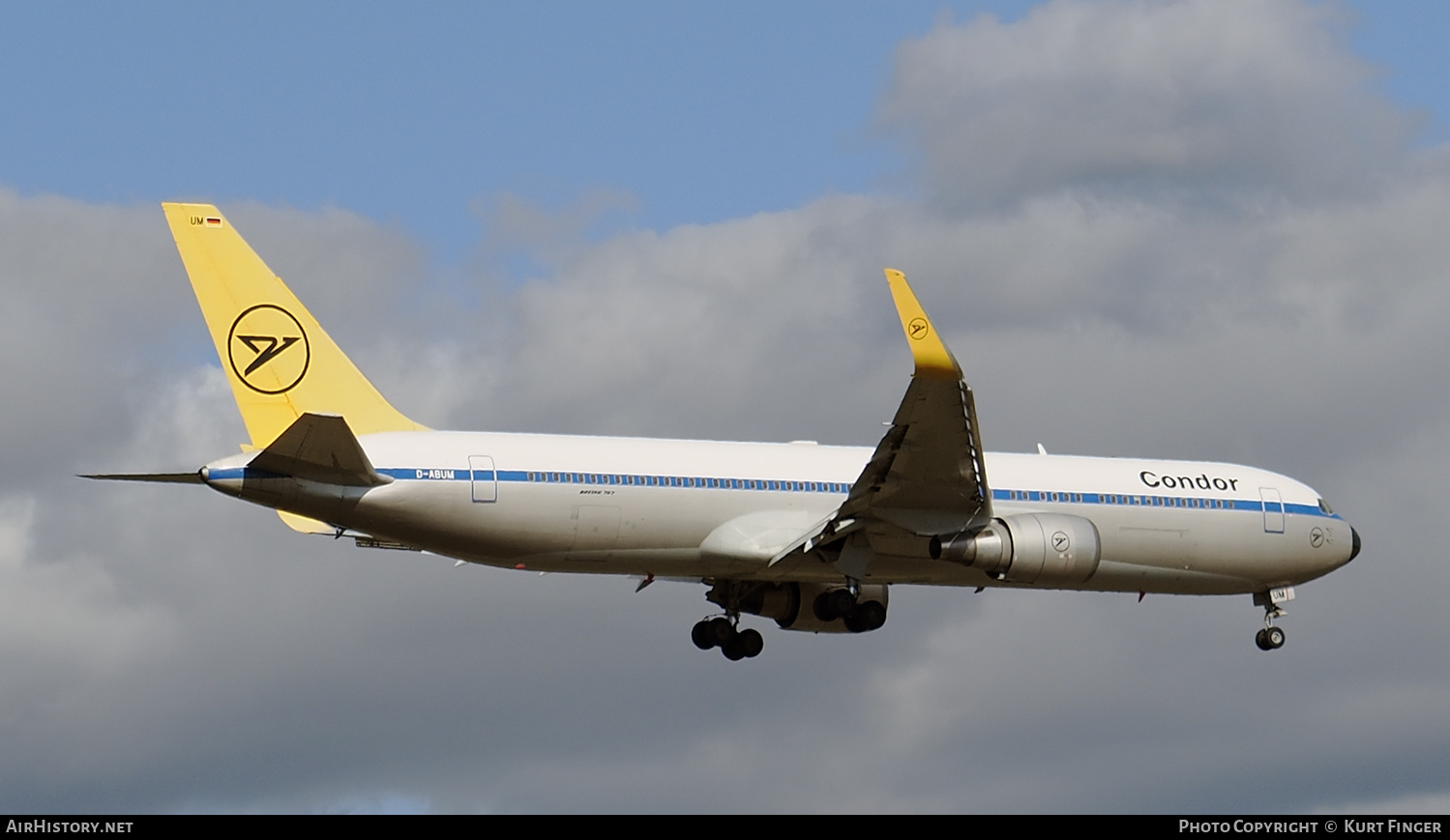 Aircraft Photo of D-ABUM | Boeing 767-31B/ER | Condor Flugdienst | AirHistory.net #229267
