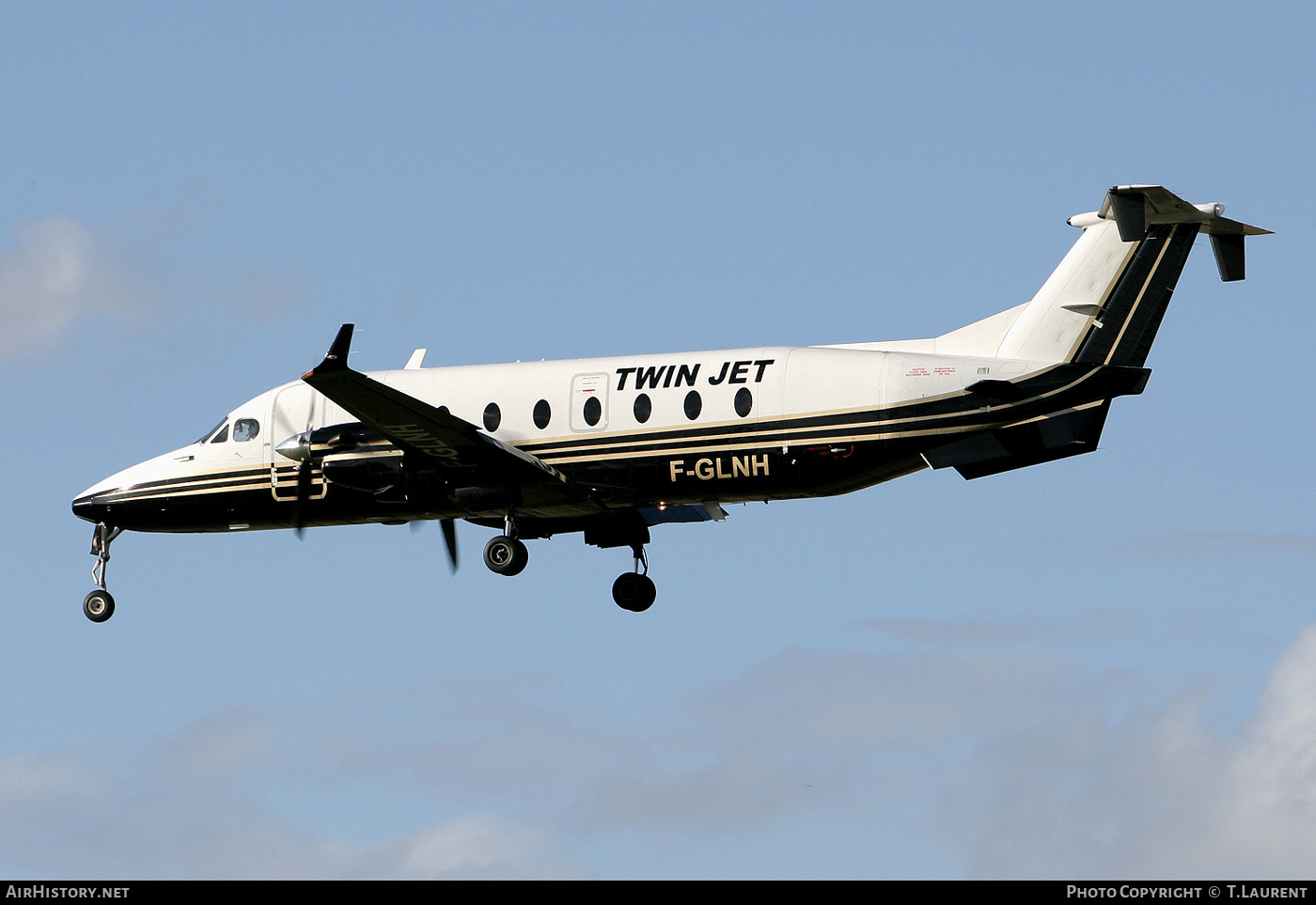 Aircraft Photo of F-GLNH | Beech 1900D | Twin Jet | AirHistory.net #229299