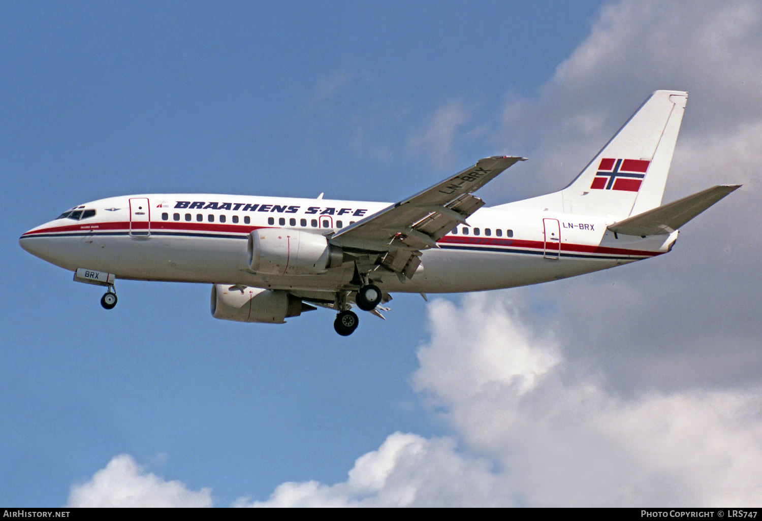 Aircraft Photo of LN-BRX | Boeing 737-505 | Braathens SAFE | AirHistory.net #229529