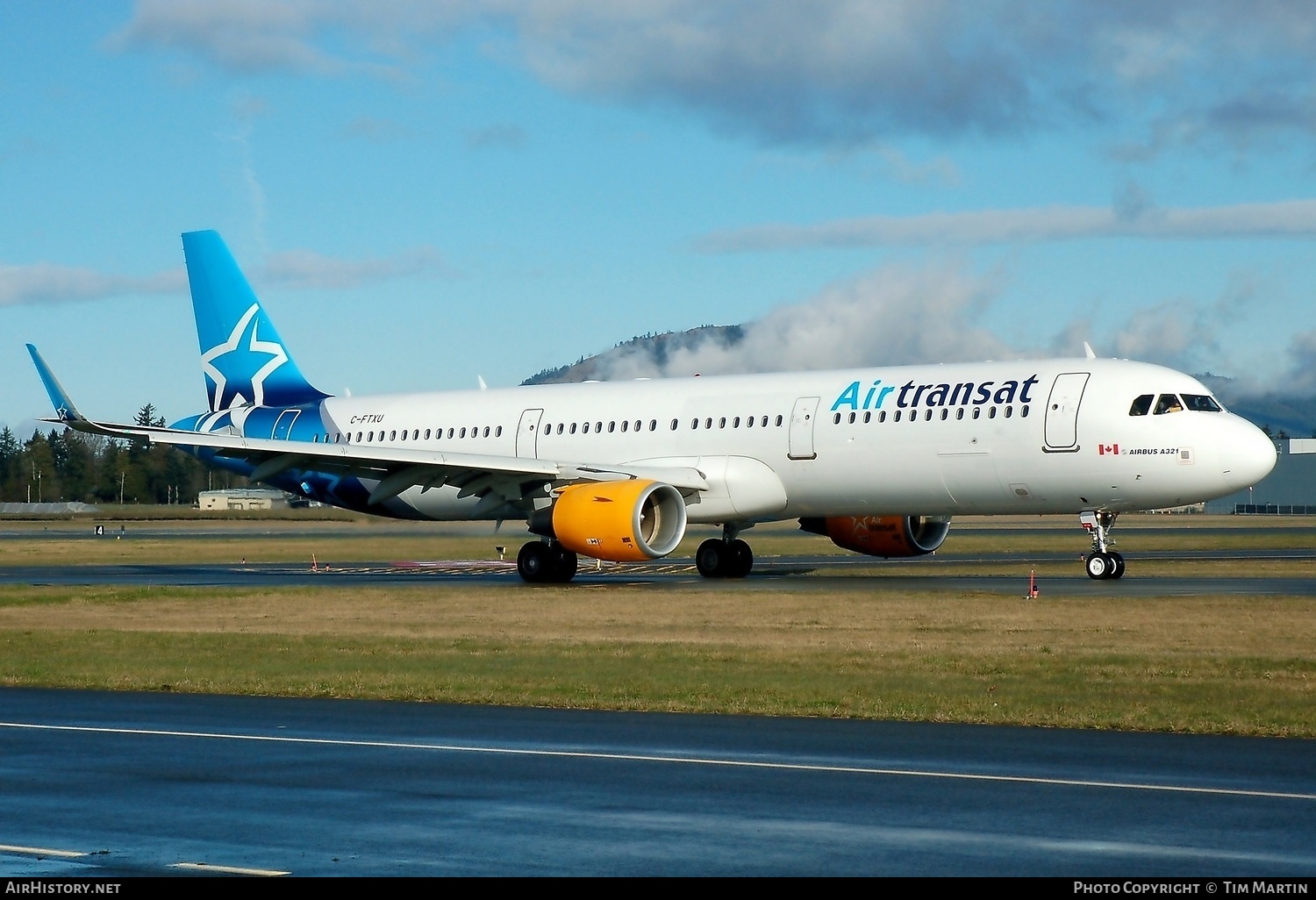 Aircraft Photo of C-FTXU | Airbus A321-211 | Air Transat | AirHistory.net #229611