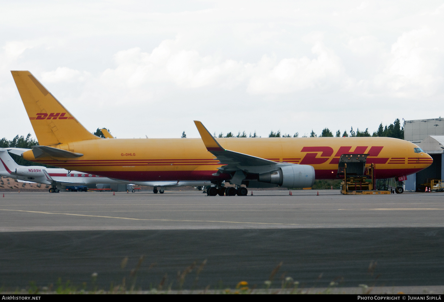 Aircraft Photo of G-DHLG | Boeing 767-3JHF | DHL International | AirHistory.net #229634