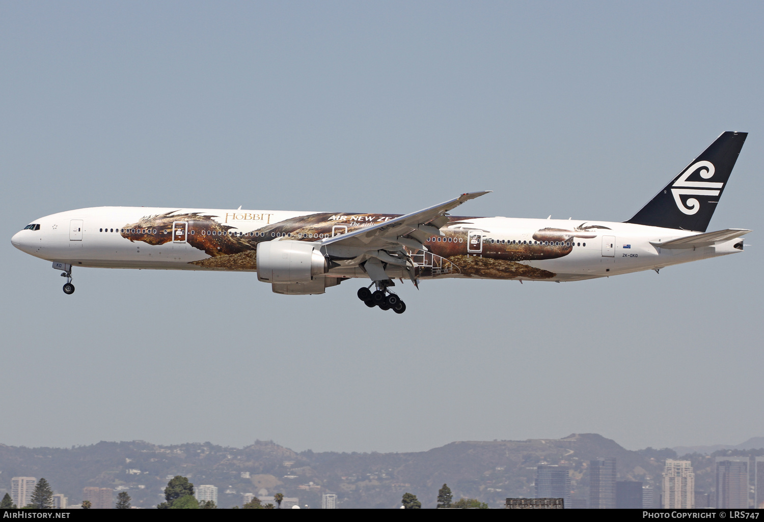 Aircraft Photo of ZK-OKO | Boeing 777-319/ER | Air New Zealand | AirHistory.net #229686