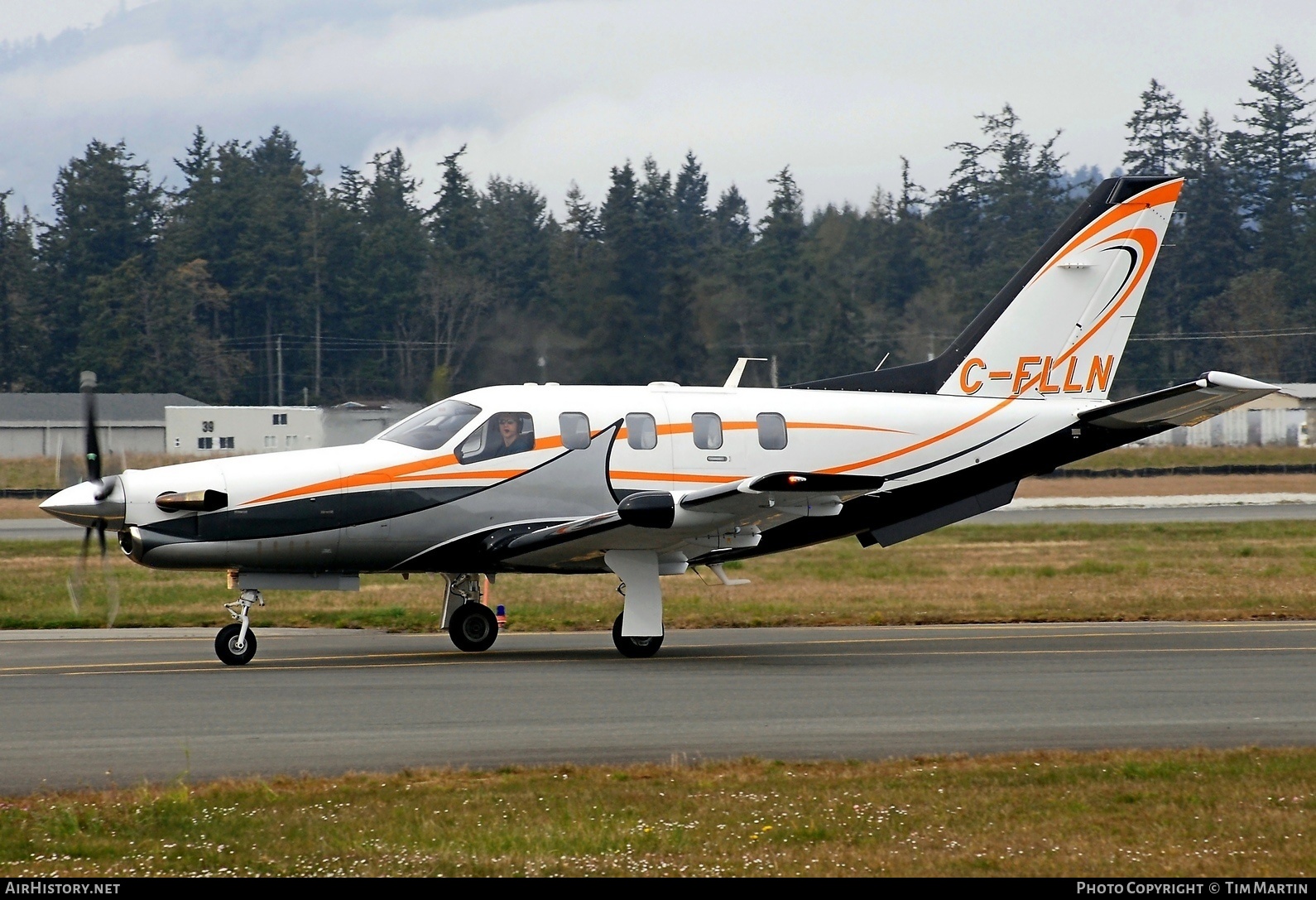 Aircraft Photo of C-FLLN | Socata TBM-700A | AirHistory.net #229755