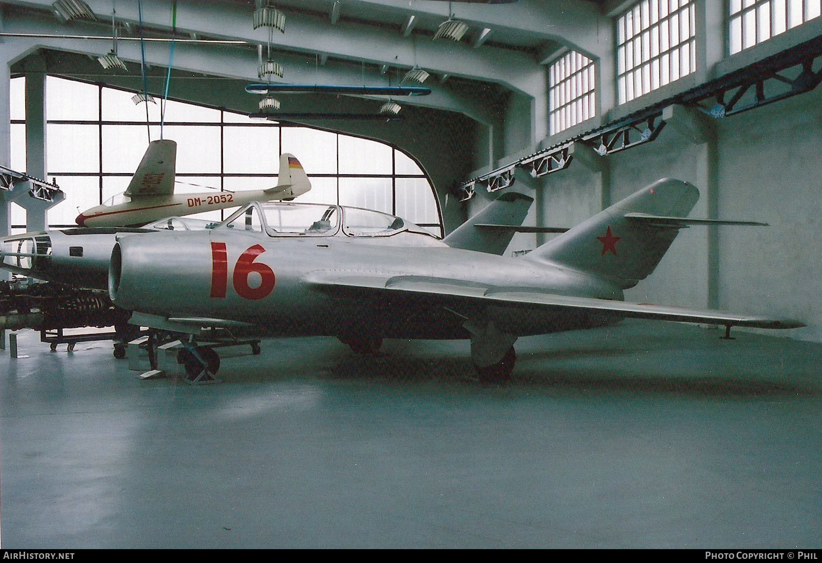 Aircraft Photo of 16 red | Mikoyan-Gurevich MiG-15UTI | Soviet Union - Air Force | AirHistory.net #229776
