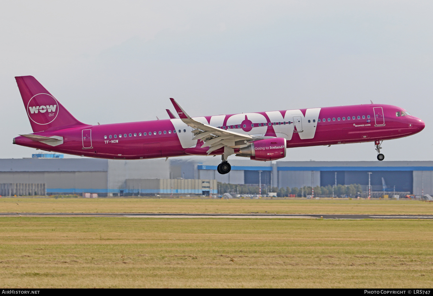 Aircraft Photo of TF-NOW | Airbus A321-211 | WOW Air | AirHistory.net #229856