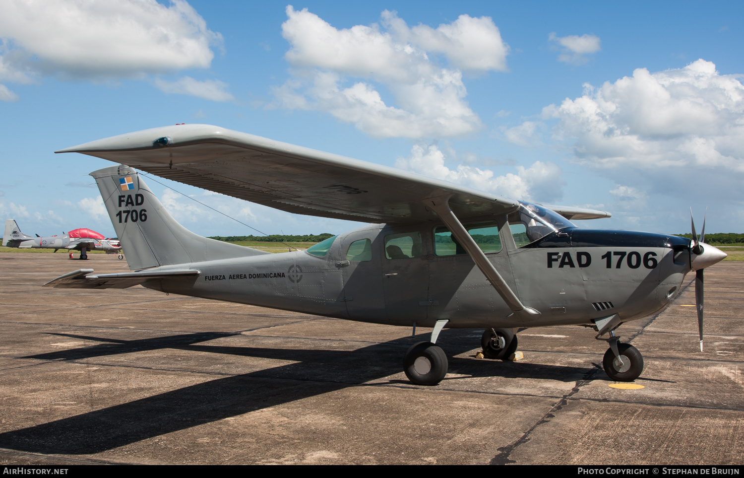 Aircraft Photo of 1706 / FAD 1706 | Cessna 206... | Dominican Republic - Air Force | AirHistory.net #229857