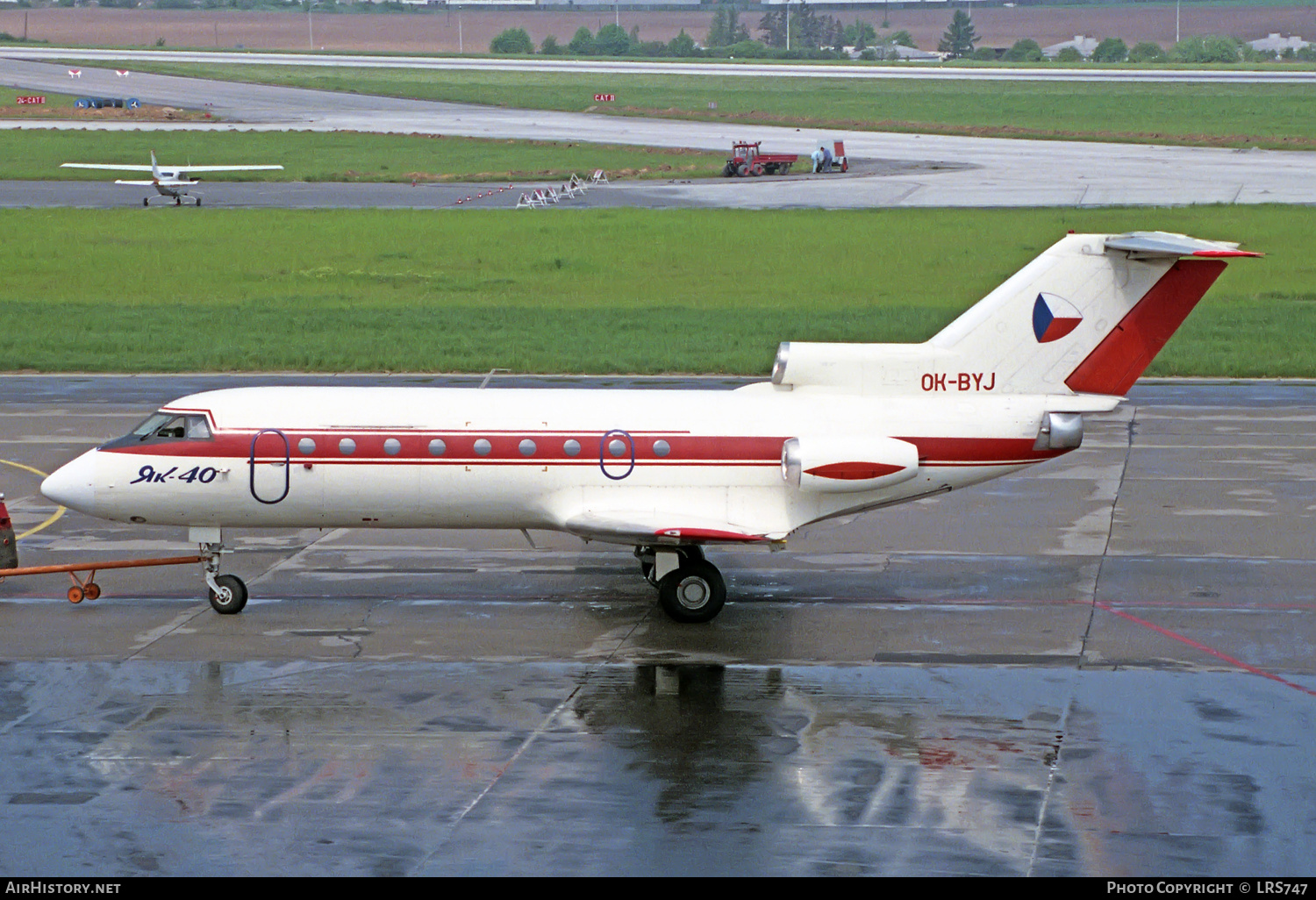 Aircraft Photo of OK-BYJ | Yakovlev Yak-40K | Czechoslovakia Government | AirHistory.net #229895