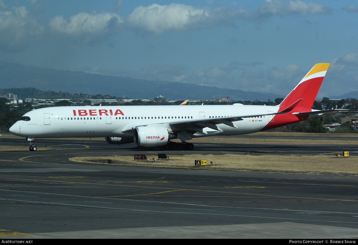 Aircraft Photo of EC-MXV | Airbus A350-941 | Iberia | AirHistory.net #230039