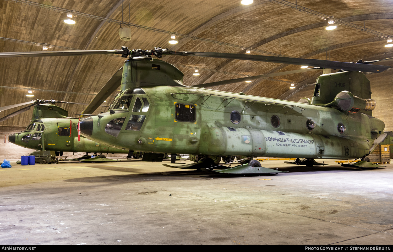 Aircraft Photo of D-106 | Boeing CH-47D Chinook (414) | Netherlands - Air Force | AirHistory.net #230148