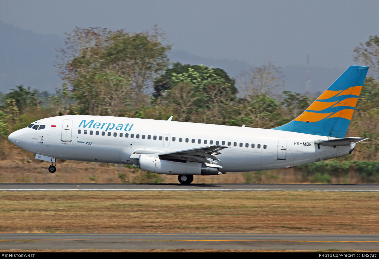 Aircraft Photo of PK-MBE | Boeing 737-230/Adv | Merpati Nusantara Airlines | AirHistory.net #230160