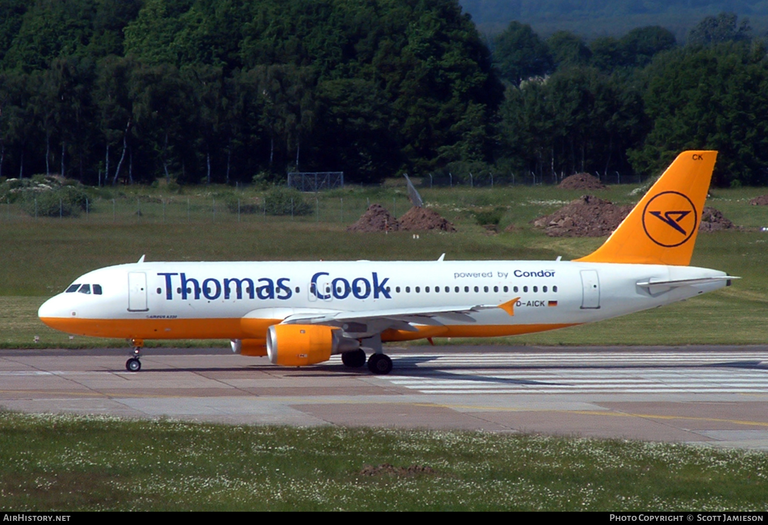 Aircraft Photo of D-AICK | Airbus A320-212 | Thomas Cook Airlines | AirHistory.net #230212