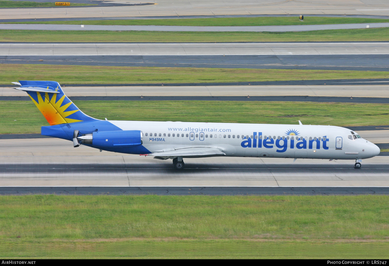 Aircraft Photo of N949MA | McDonnell Douglas MD-87 (DC-9-87) | Allegiant Air | AirHistory.net #230340