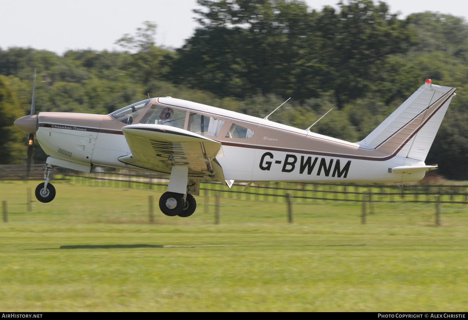 Aircraft Photo of G-BWNM | Piper PA-28R-180 Cherokee Arrow | AirHistory.net #230410