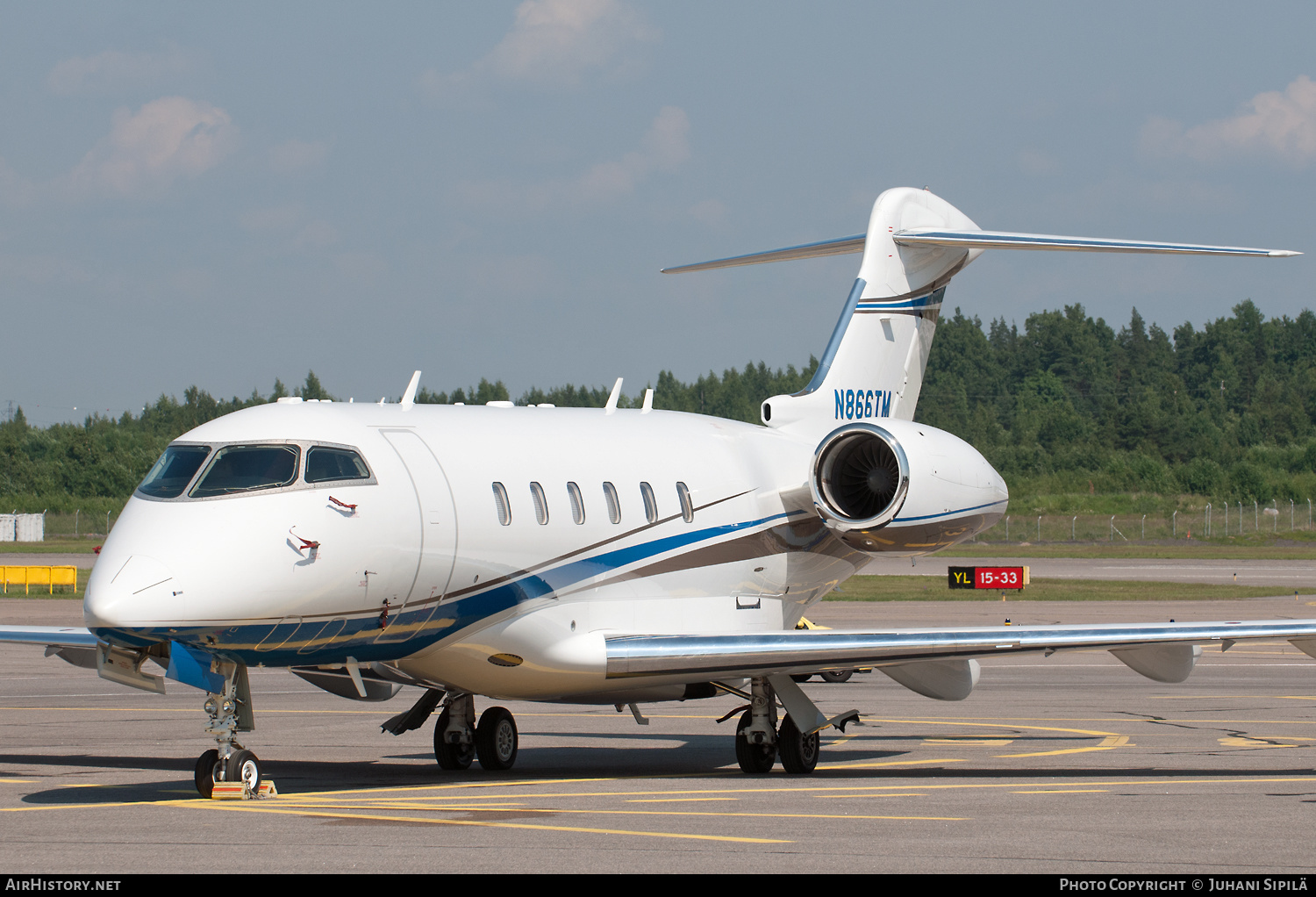 Aircraft Photo of N866TM | Bombardier Challenger 300 (BD-100-1A10) | AirHistory.net #230492