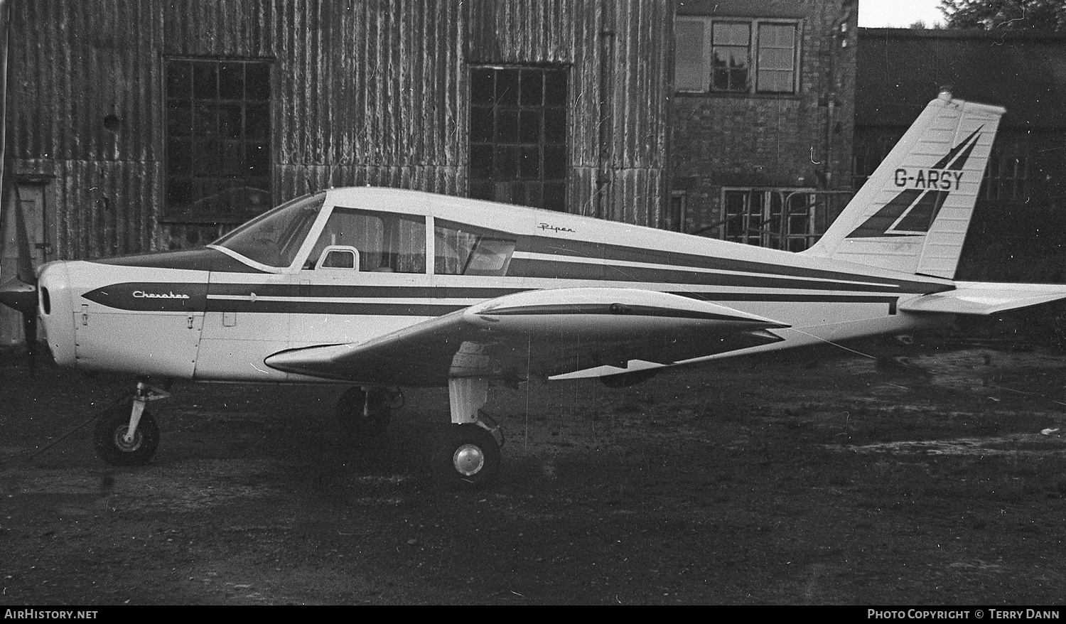 Aircraft Photo of G-ARSY | Piper PA-28-160 Cherokee | AirHistory.net #230552