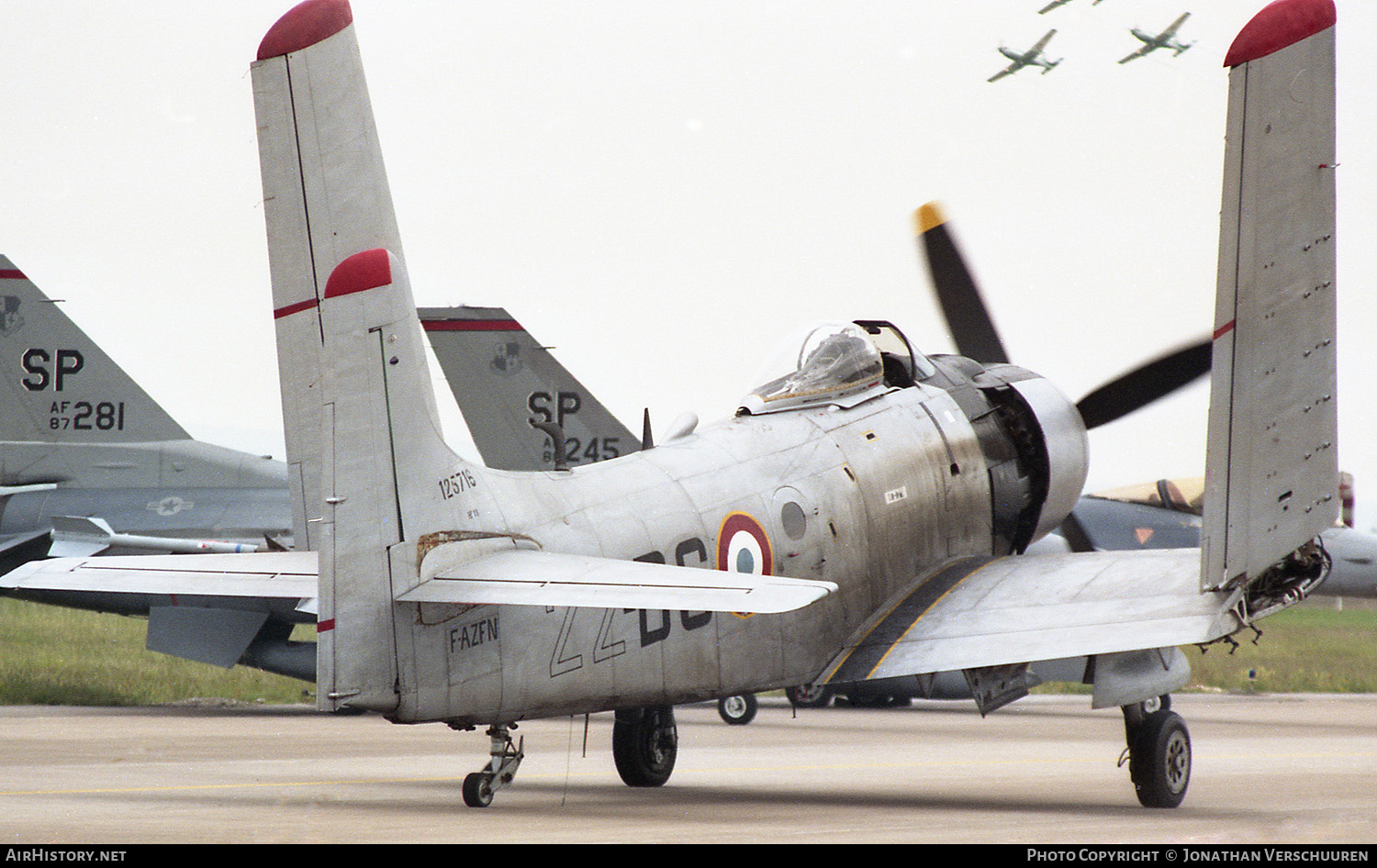 Aircraft Photo of F-AZFN / 125716 | Douglas A-1D Skyraider (AD-4N) | France - Air Force | AirHistory.net #230661