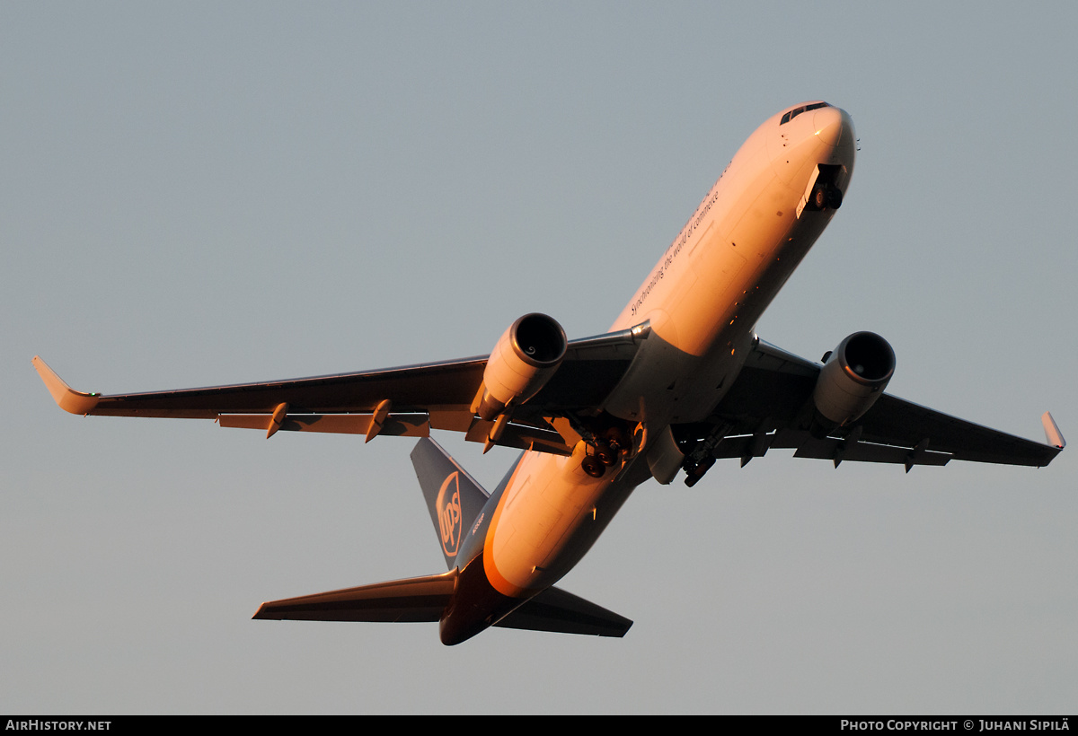 Aircraft Photo of N353UP | Boeing 767-34AF/ER | United Parcel Service - UPS | AirHistory.net #230726