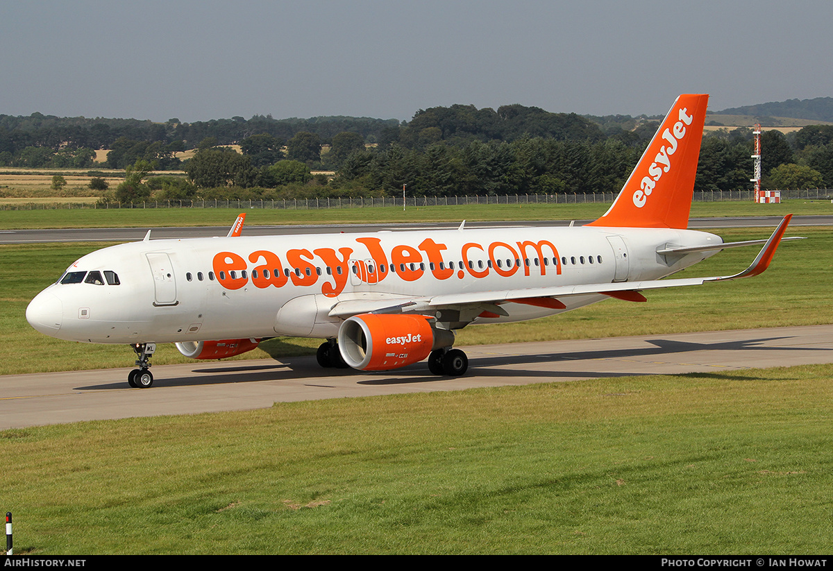 Aircraft Photo of G-EZWL | Airbus A320-214 | EasyJet | AirHistory.net #230839