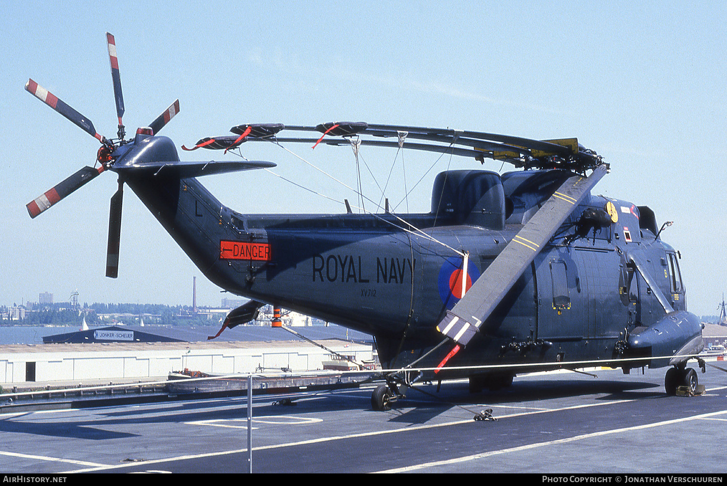 Aircraft Photo of XV712 | Westland WS-61 Sea King HAS5 | UK - Navy | AirHistory.net #230856