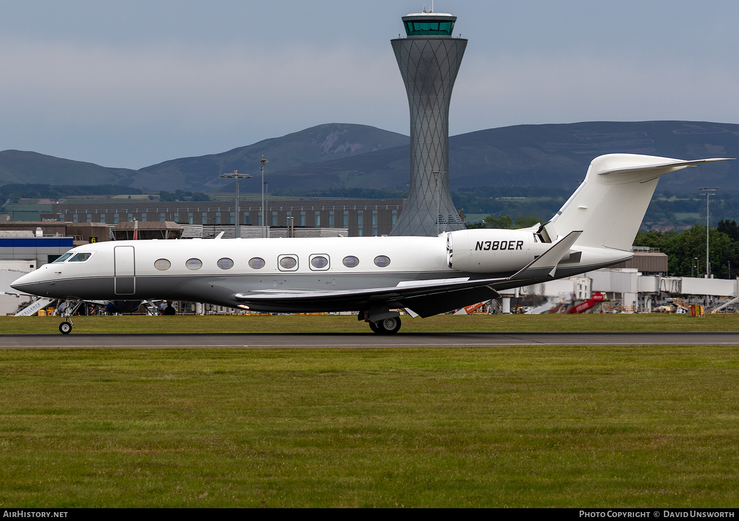 Aircraft Photo of N380ER | Gulfstream Aerospace G650 (G-VI) | AirHistory.net #230909