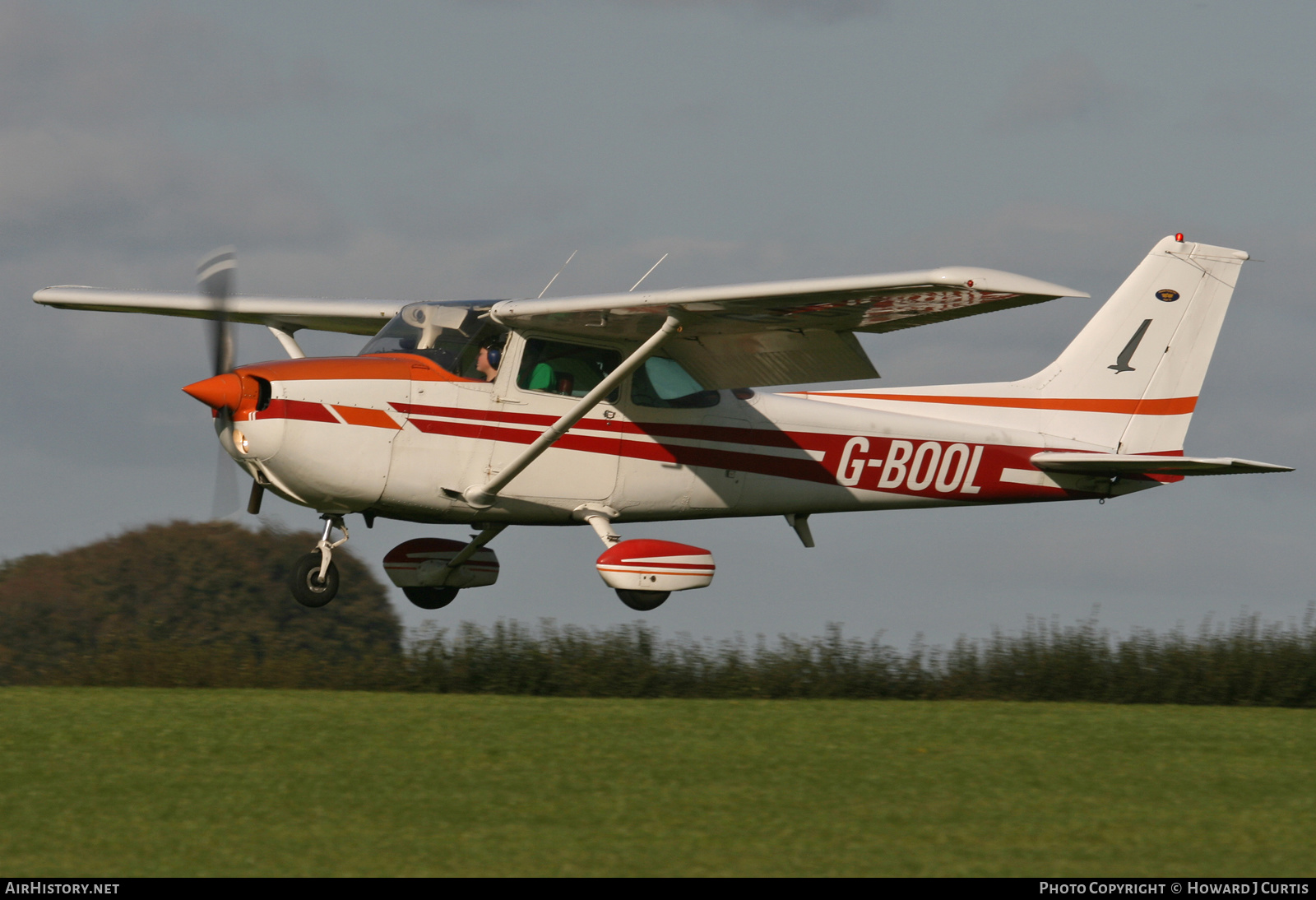 Aircraft Photo of G-BOOL | Cessna 172N Skyhawk | AirHistory.net #231013