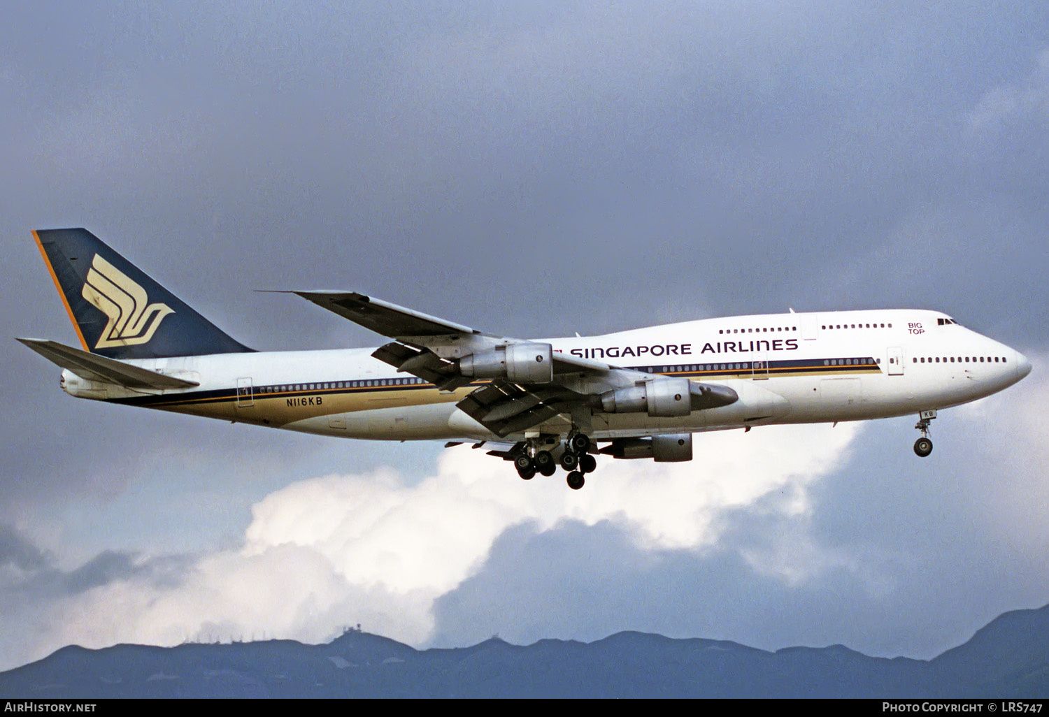 Aircraft Photo of N116KB | Boeing 747-312 | Singapore Airlines | AirHistory.net #231068