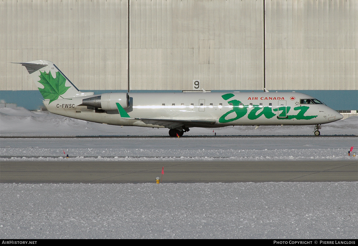 Aircraft Photo of C-FWSC | Canadair CRJ-100ER (CL-600-2B19) | Air Canada Jazz | AirHistory.net #231103