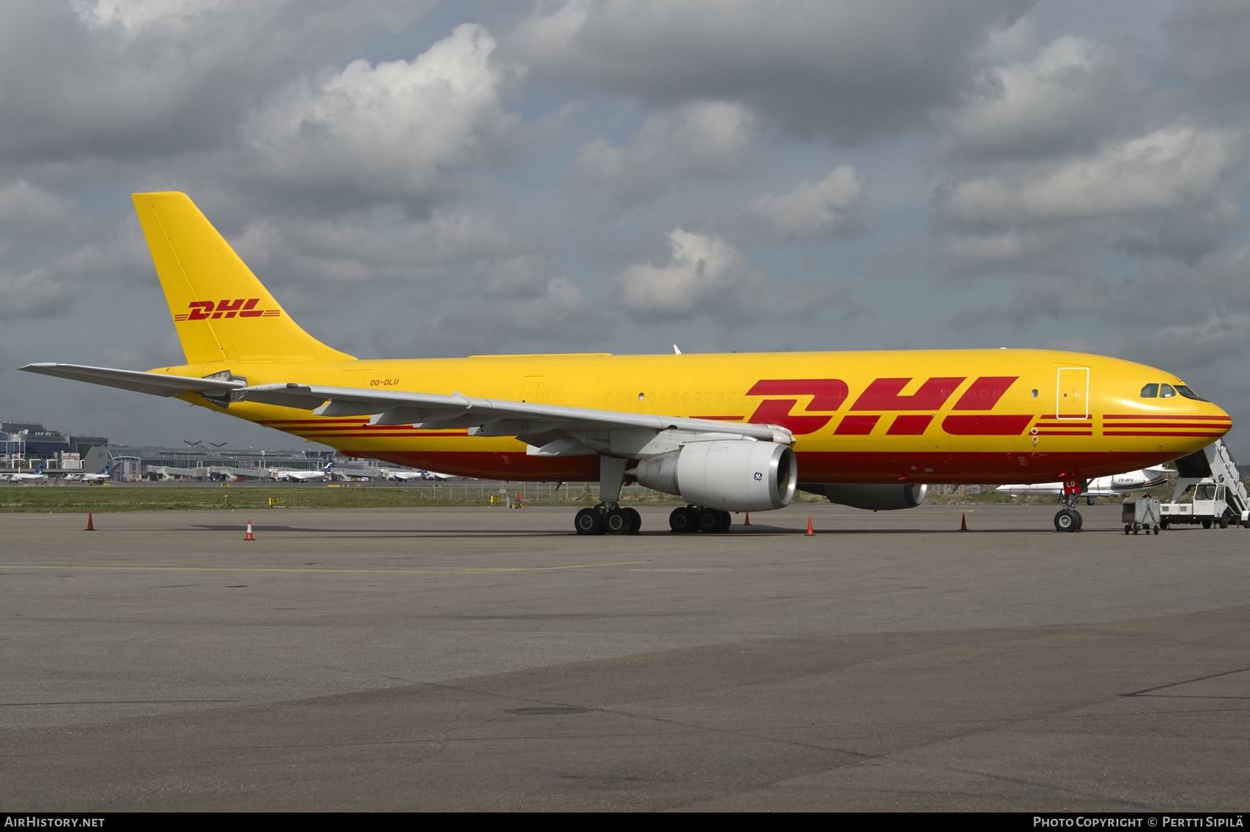 Aircraft Photo of OO-DLU | Airbus A300B4-203(F) | DHL International | AirHistory.net #231108