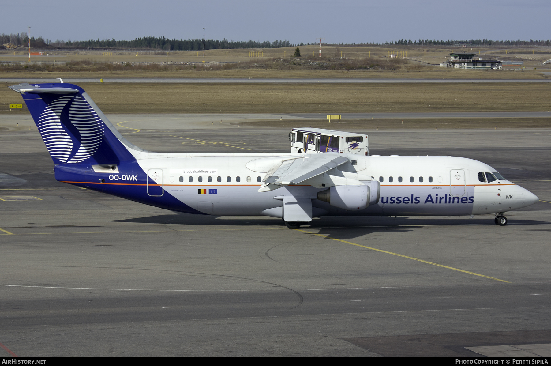 Aircraft Photo of OO-DWK | British Aerospace Avro 146-RJ100 | Brussels Airlines | AirHistory.net #231113