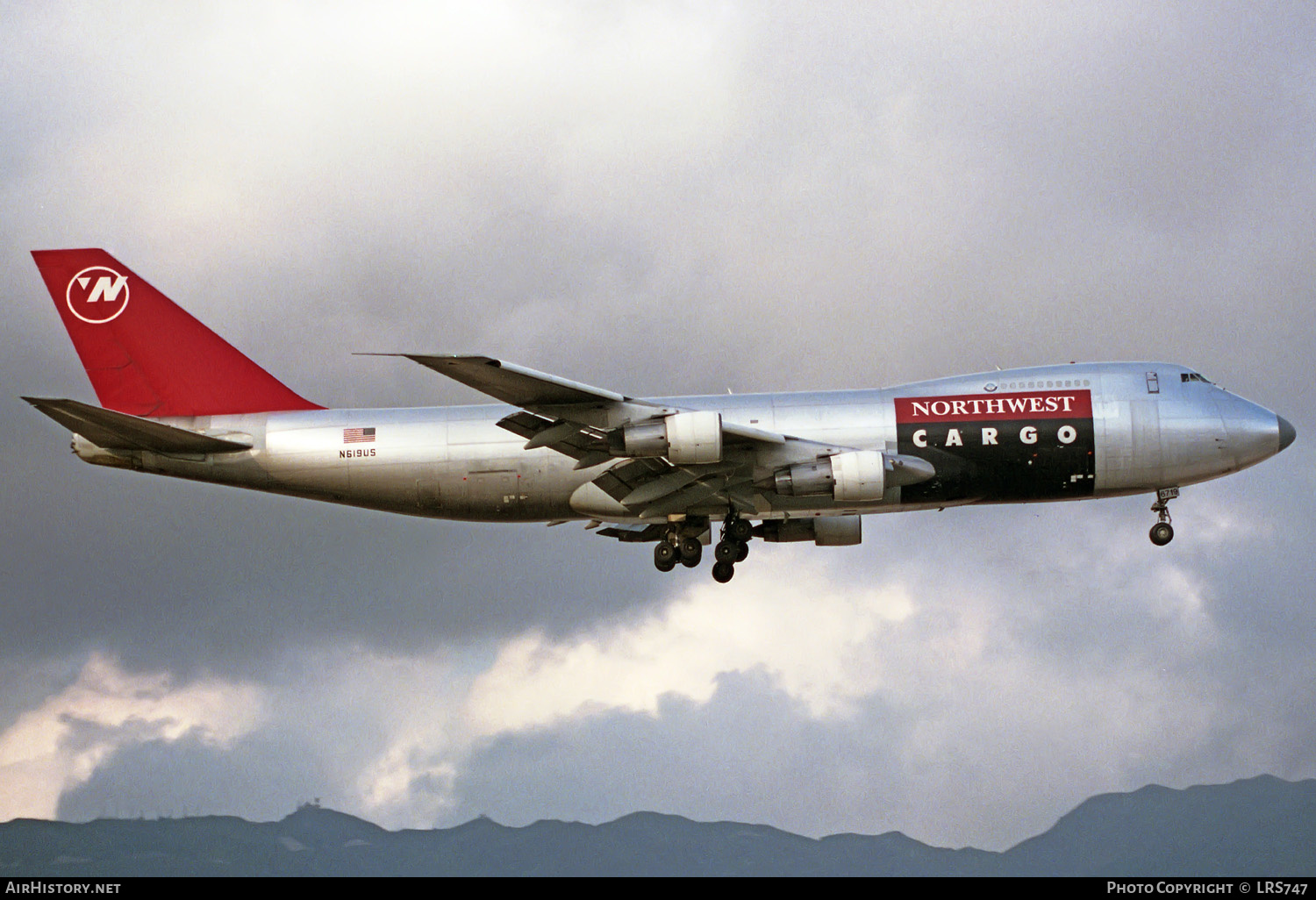 Aircraft Photo of N619US | Boeing 747-251F/SCD | Northwest Airlines | AirHistory.net #231148