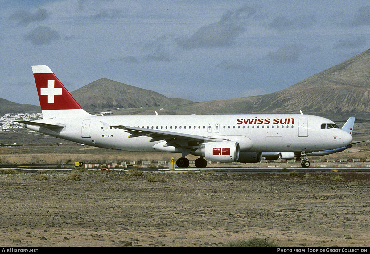 Aircraft Photo of HB-IJV | Airbus A320-214 | Swiss Sun | AirHistory.net #231168