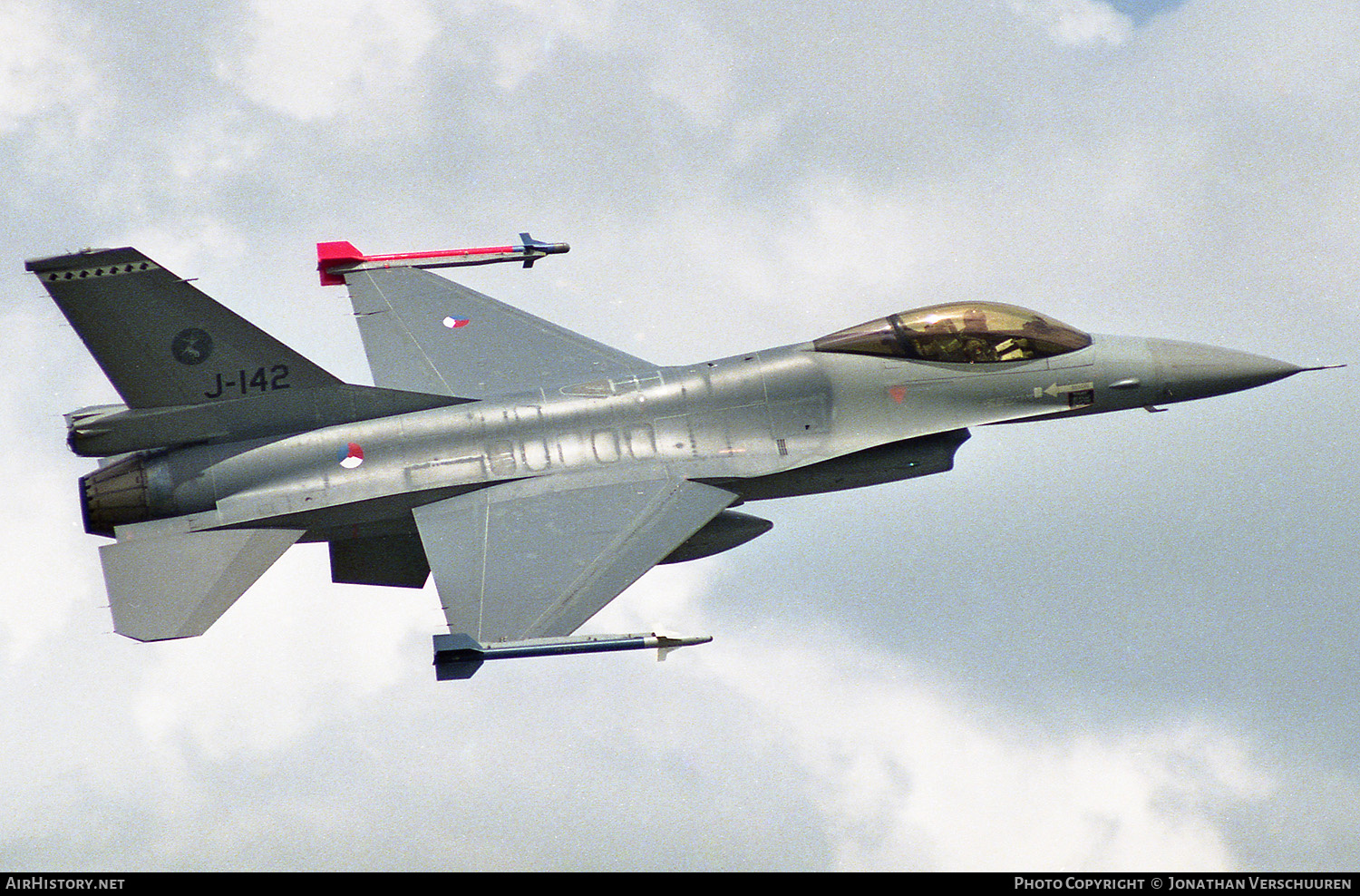 Aircraft Photo of J-142 | General Dynamics F-16AM Fighting Falcon | Netherlands - Air Force | AirHistory.net #231226