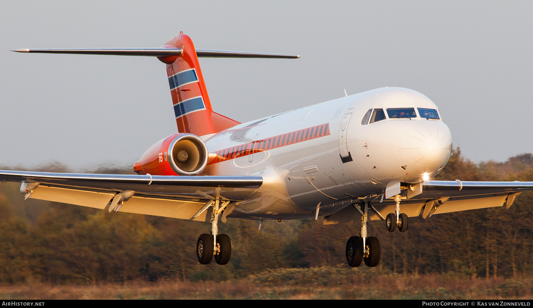 Aircraft Photo of PH-KBX | Fokker 70 (F28-0070) | Netherlands Government | AirHistory.net #231232