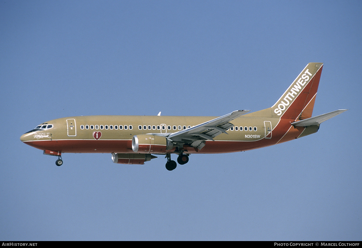 Aircraft Photo of N301SW | Boeing 737-3H4 | Southwest Airlines | AirHistory.net #231233