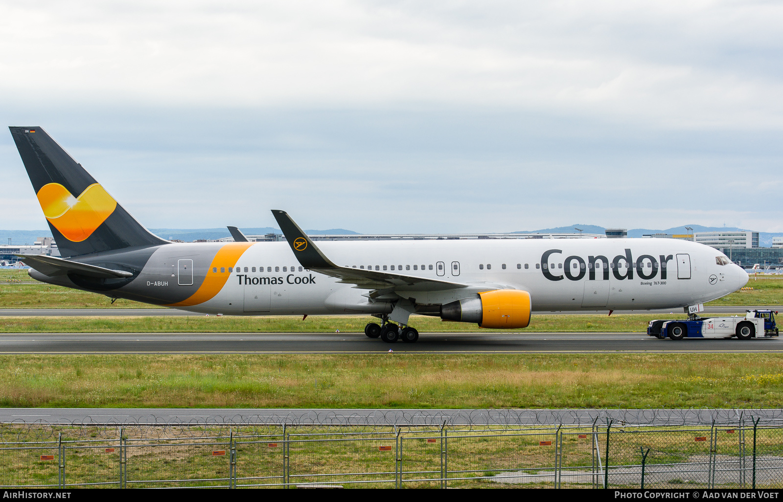 Aircraft Photo of D-ABUH | Boeing 767-330/ER | Condor Flugdienst | AirHistory.net #231247