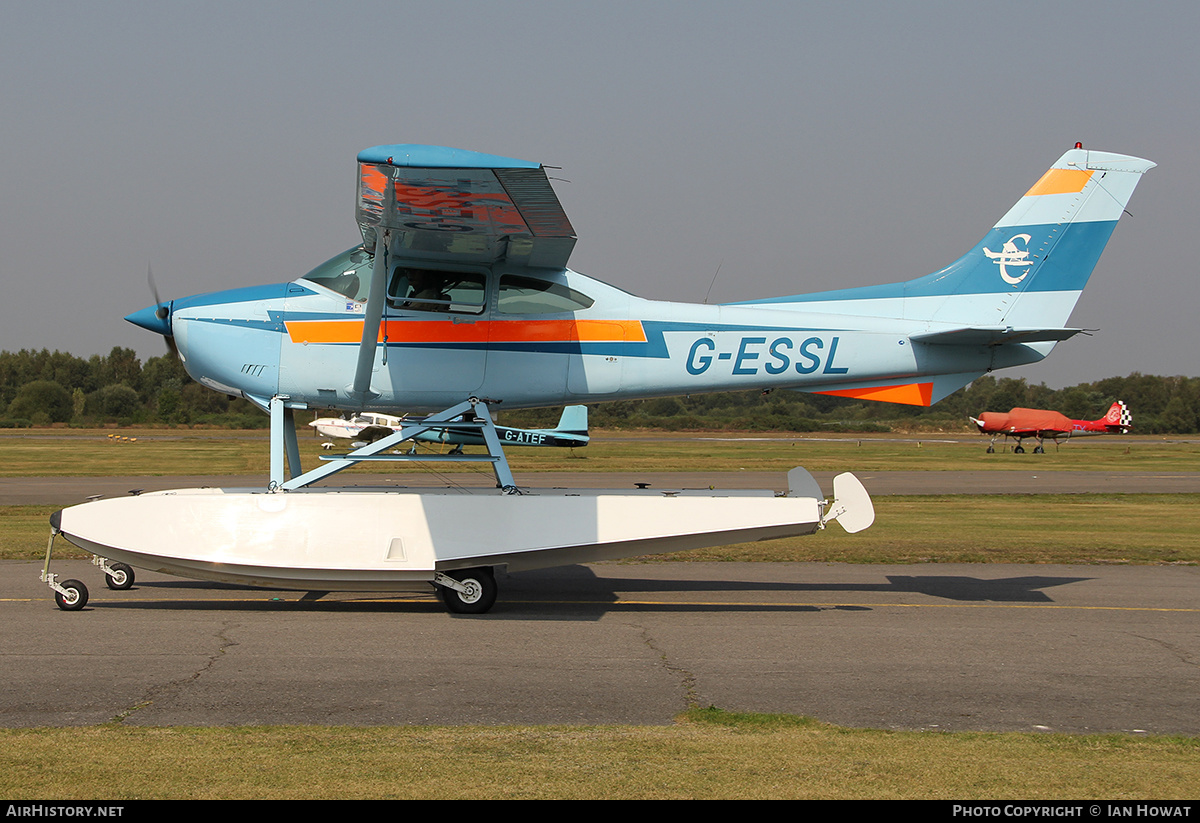 Aircraft Photo of G-ESSL | Cessna 182R Skylane | AirHistory.net #231344