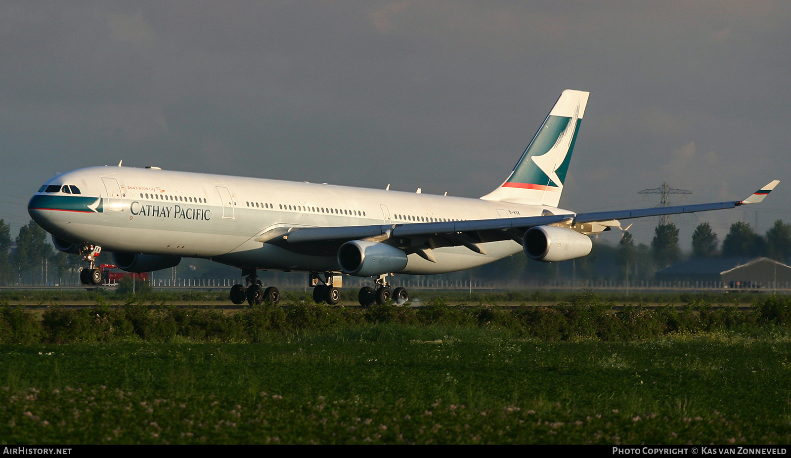 Aircraft Photo of B-HXK | Airbus A340-313 | Cathay Pacific Airways | AirHistory.net #231386