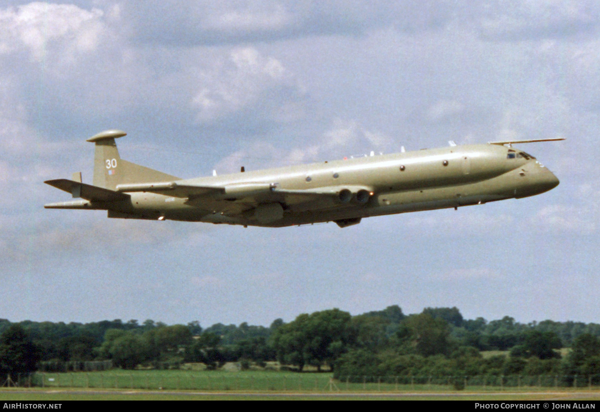 Aircraft Photo of XV230 | Hawker Siddeley HS-801 Nimrod MR.2P | UK - Air Force | AirHistory.net #231435