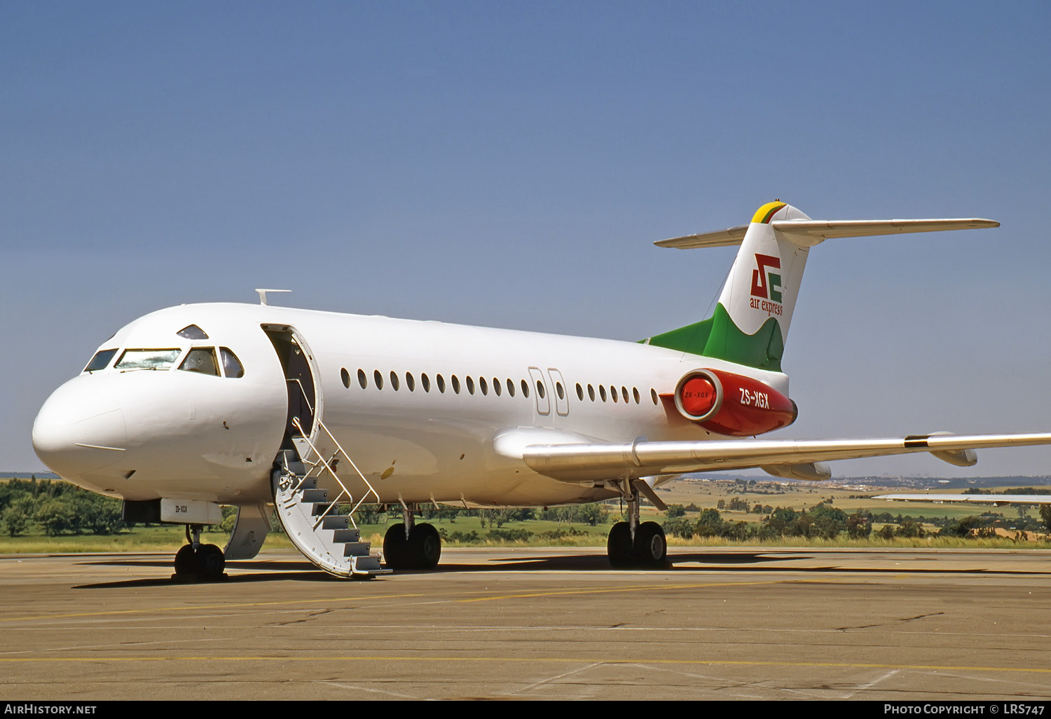 Aircraft Photo of ZS-XGX | Fokker F28-4000 Fellowship | Air Express | AirHistory.net #231499