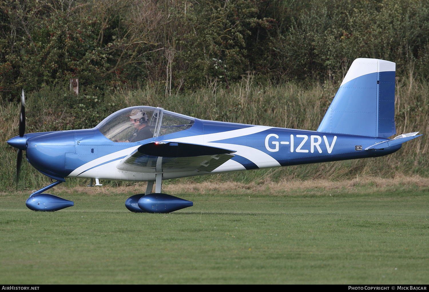 Aircraft Photo of G-IZRV | Van's RV-12 | AirHistory.net #231506