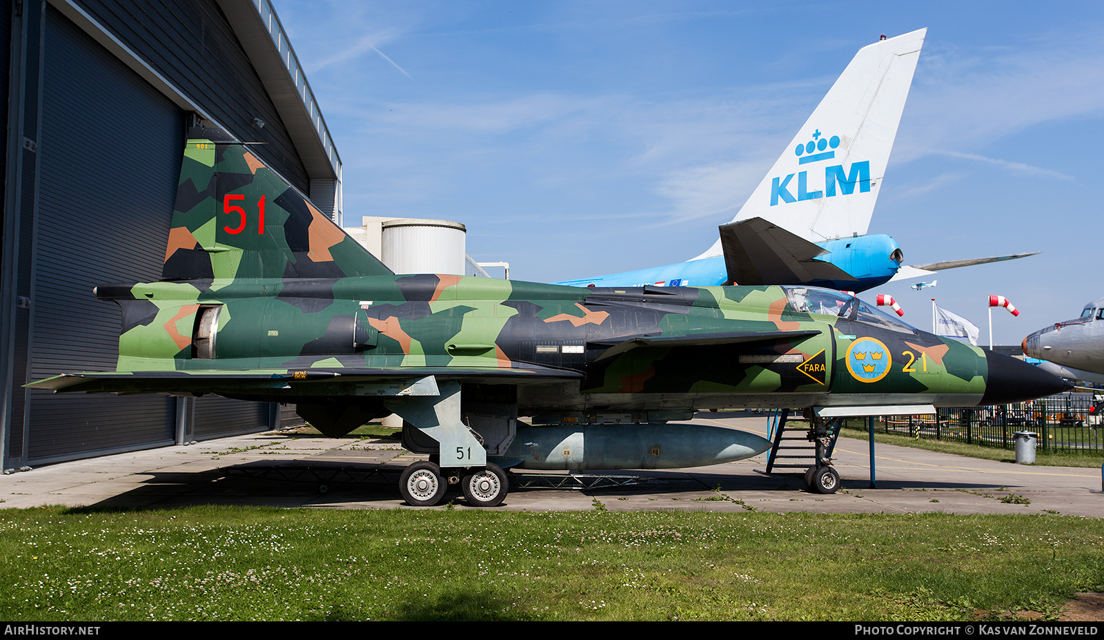 Aircraft Photo of 37901 | Saab AJSH37 Viggen | Sweden - Air Force | AirHistory.net #231602