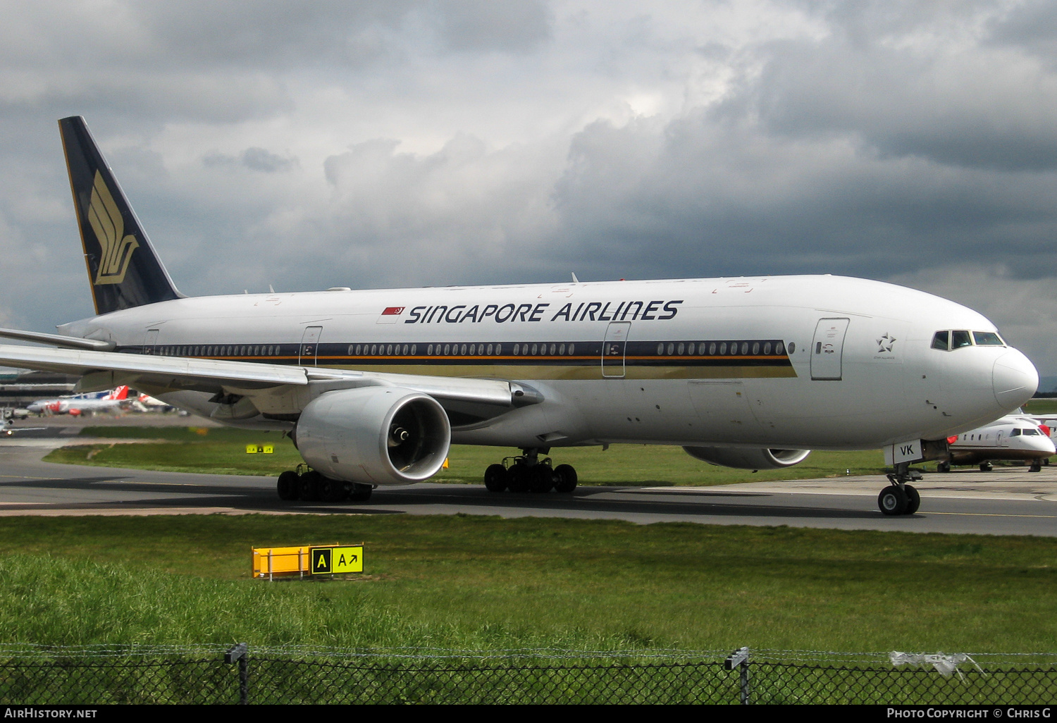 Aircraft Photo of 9V-SVK | Boeing 777-212/ER | Singapore Airlines | AirHistory.net #231638