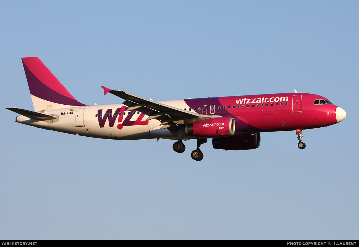 Aircraft Photo of HA-LWB | Airbus A320-232 | Wizz Air | AirHistory.net #231643
