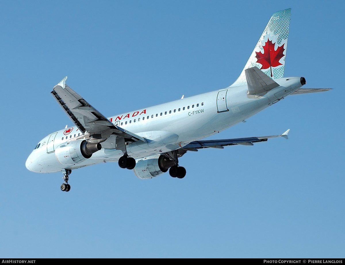 Aircraft Photo of C-FYKW | Airbus A319-114 | Air Canada | AirHistory.net #231658