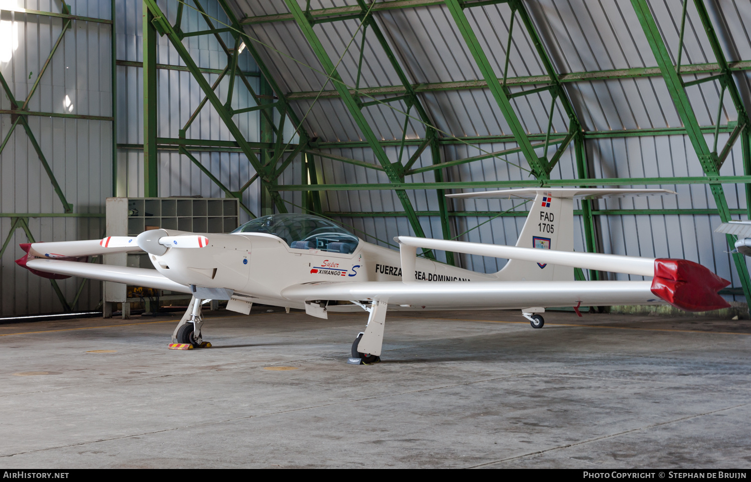 Aircraft Photo of 1705 / FAD 1705 | Aeromot AMT-200S Super Ximango | Dominican Republic - Air Force | AirHistory.net #231666