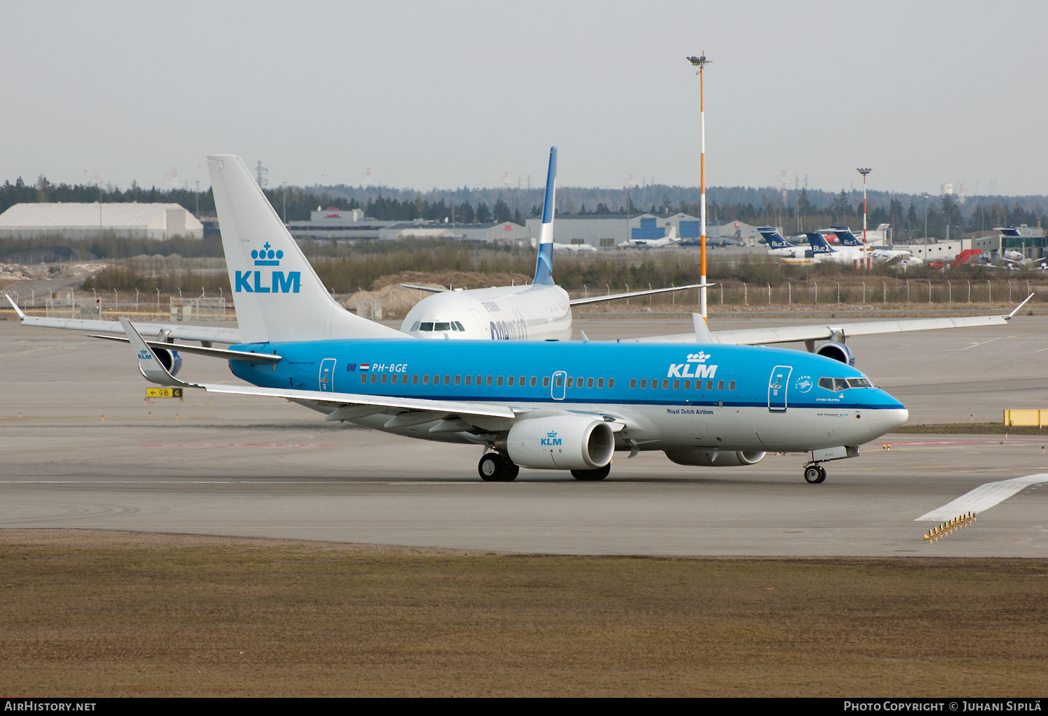 Aircraft Photo of PH-BGE | Boeing 737-7K2 | KLM - Royal Dutch Airlines | AirHistory.net #231712