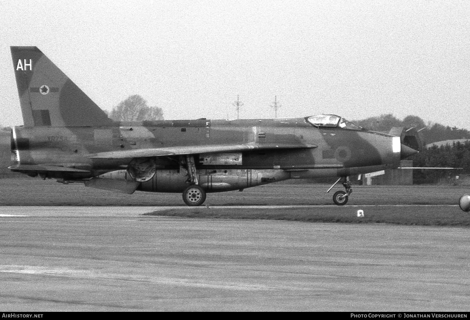 Aircraft Photo of XR758 | English Electric Lightning F6 | UK - Air Force | AirHistory.net #231914
