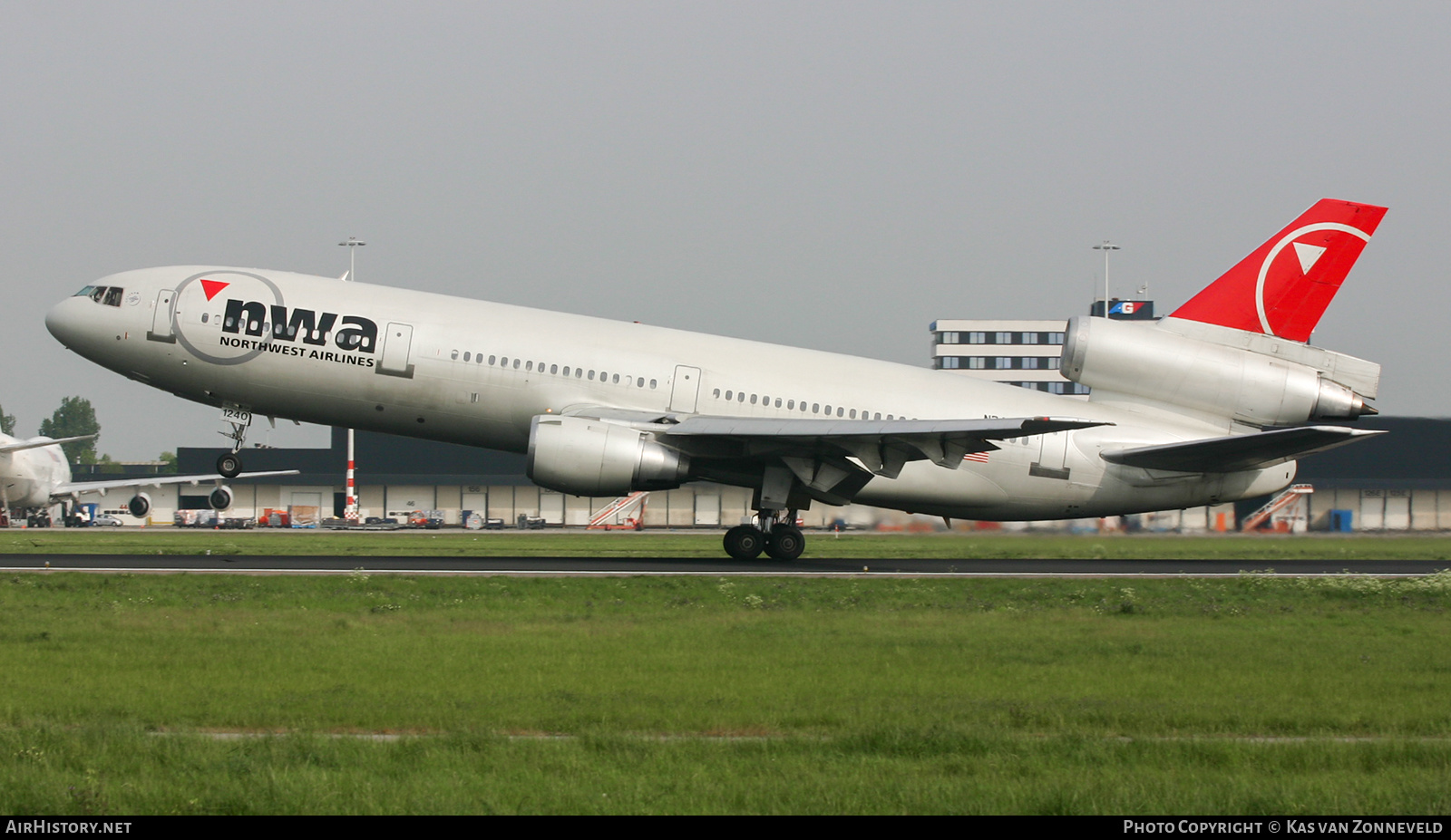 Aircraft Photo of N240NW | McDonnell Douglas DC-10-30/ER | Northwest Airlines | AirHistory.net #232033